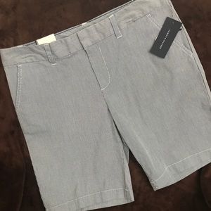 Tommy Hilfiger Ladies shorts-NWT Size-10